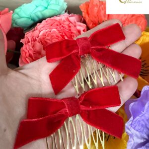 Peina lazo rojo