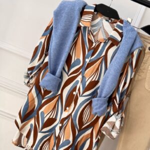 Camisa estampada marrón/azul