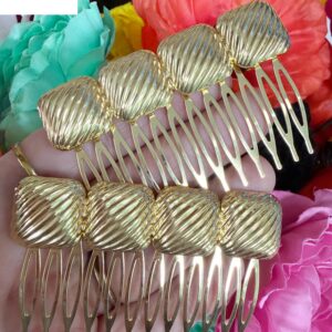 Peina dorada cuadros rayados