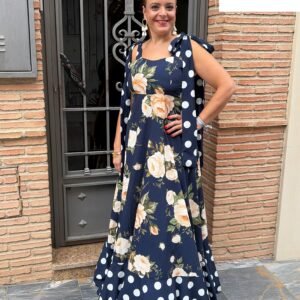 Bata lunares y lazada azul marino