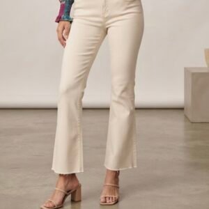 Pantalón vaquero flared beige